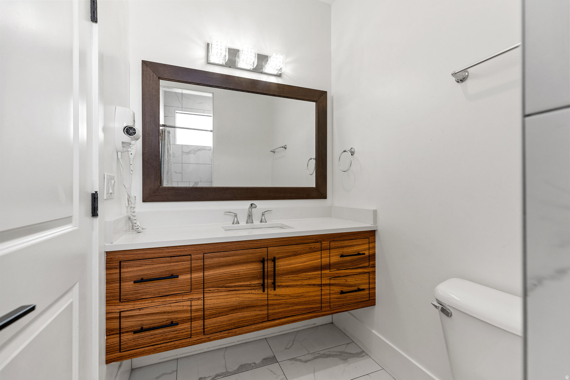 SUNSET RIDGE - Residential