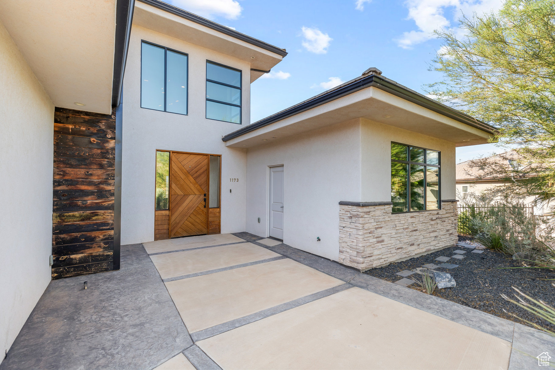SUNSET RIDGE - Residential