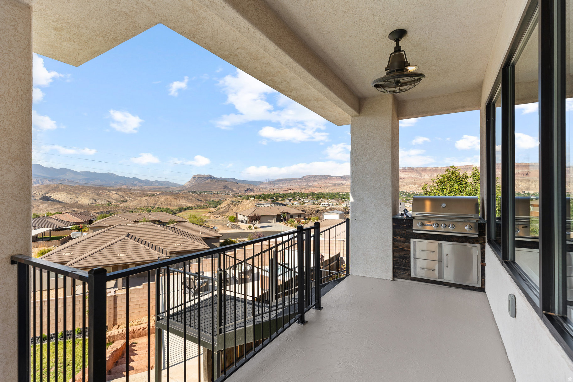 SUNSET RIDGE - Residential