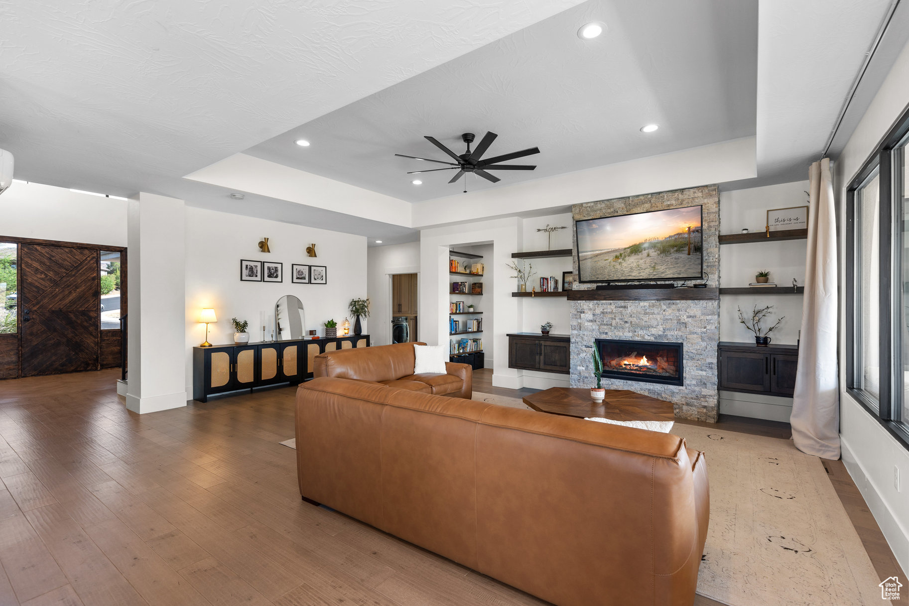SUNSET RIDGE - Residential