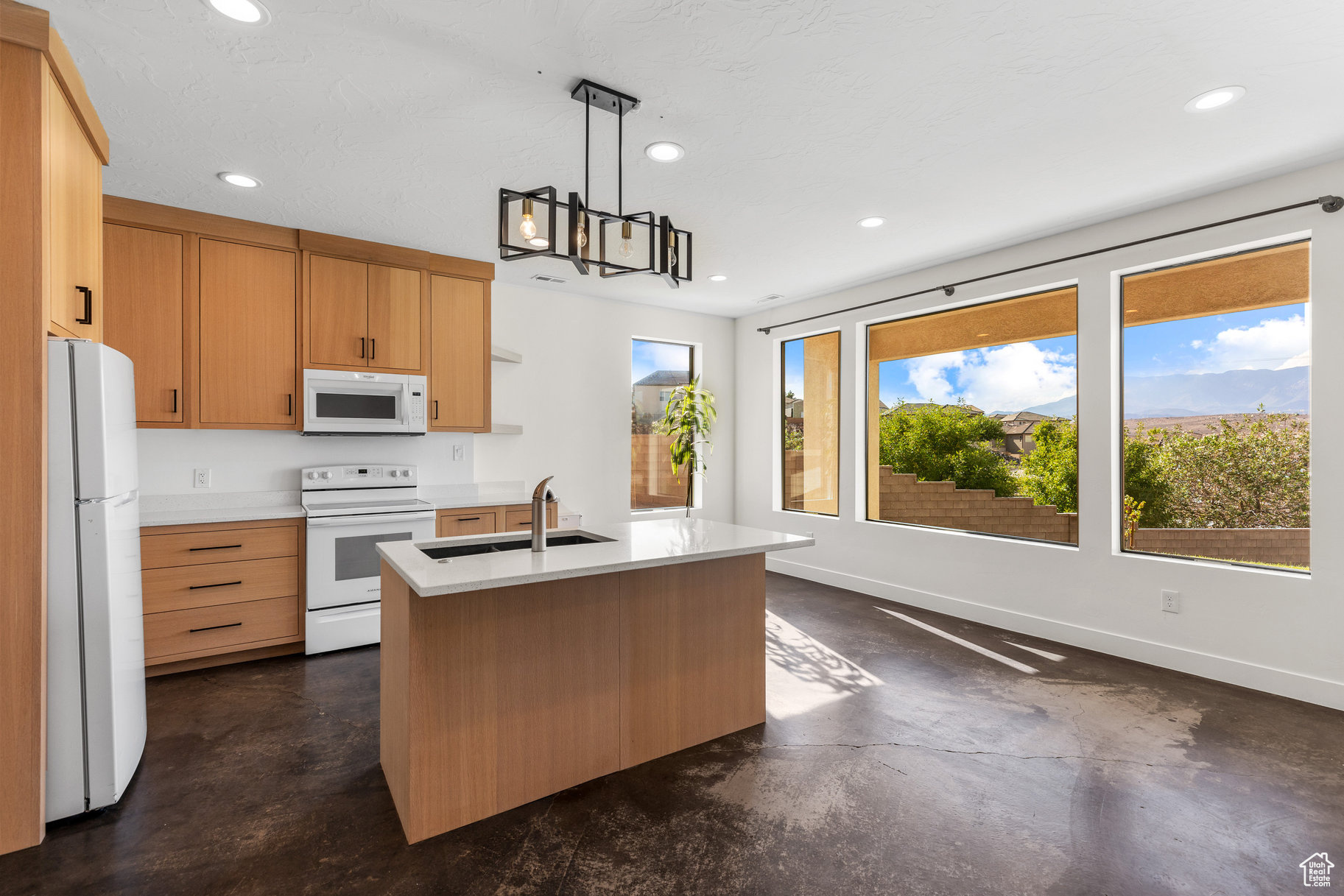 SUNSET RIDGE - Residential