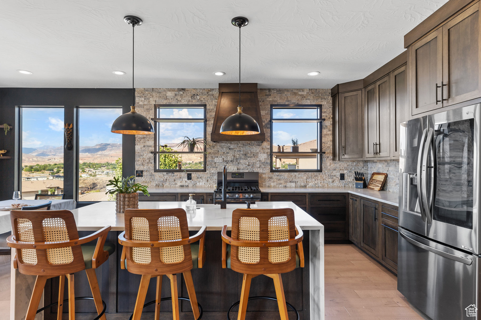 SUNSET RIDGE - Residential