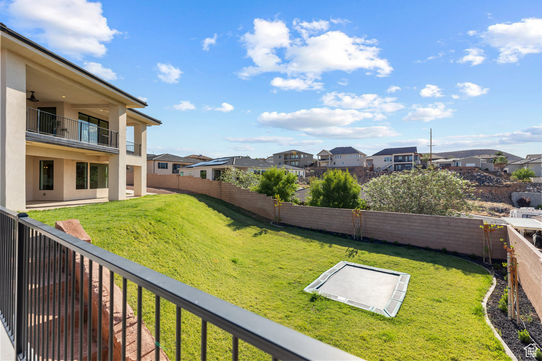 SUNSET RIDGE - Residential