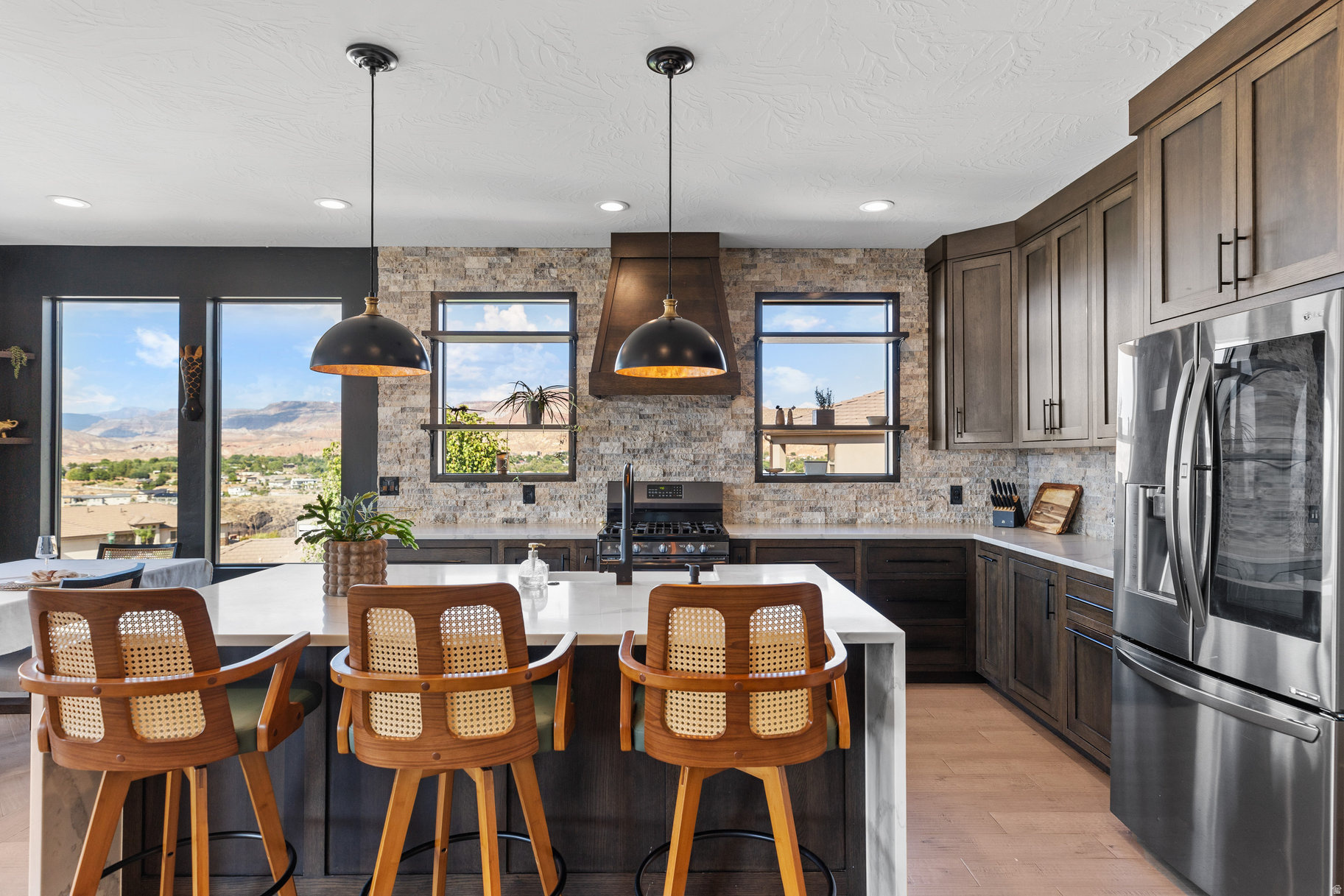 SUNSET RIDGE - Residential