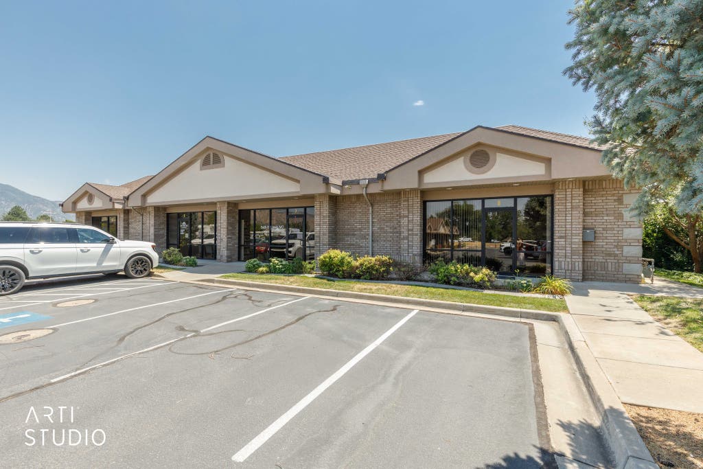 Photo of 555 E 5300 S #8, South Ogden, UT 84405 (MLS # 2171847)