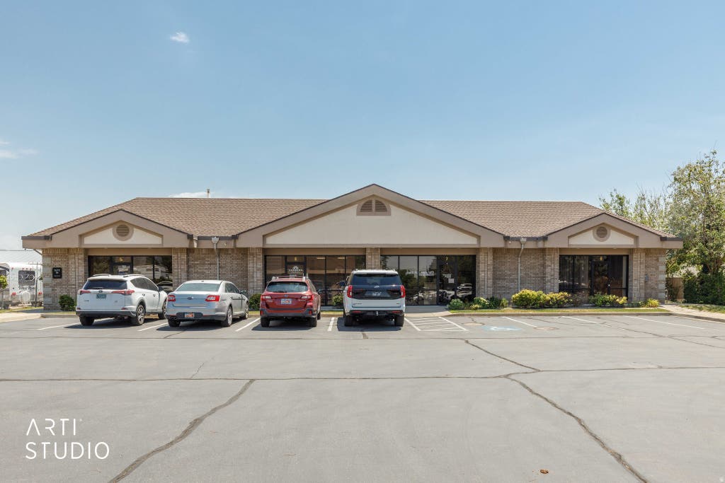 Photo of 555 E 5300 S #8, South Ogden, UT 84405 (MLS # 2171847)
