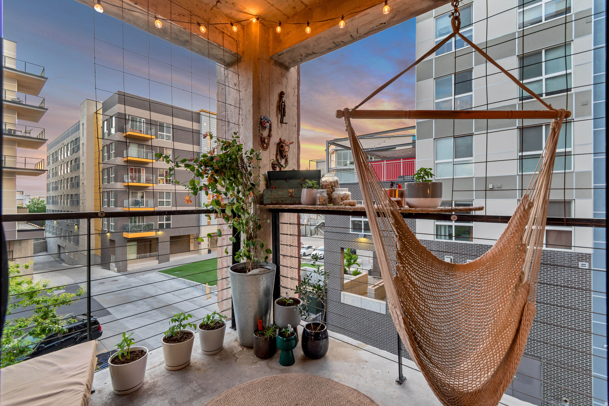 WESTGATE LOFTS - Residential