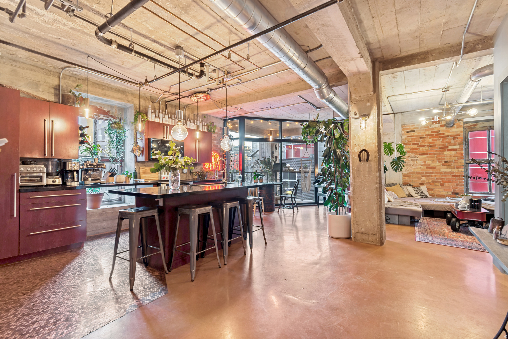 WESTGATE LOFTS - Residential