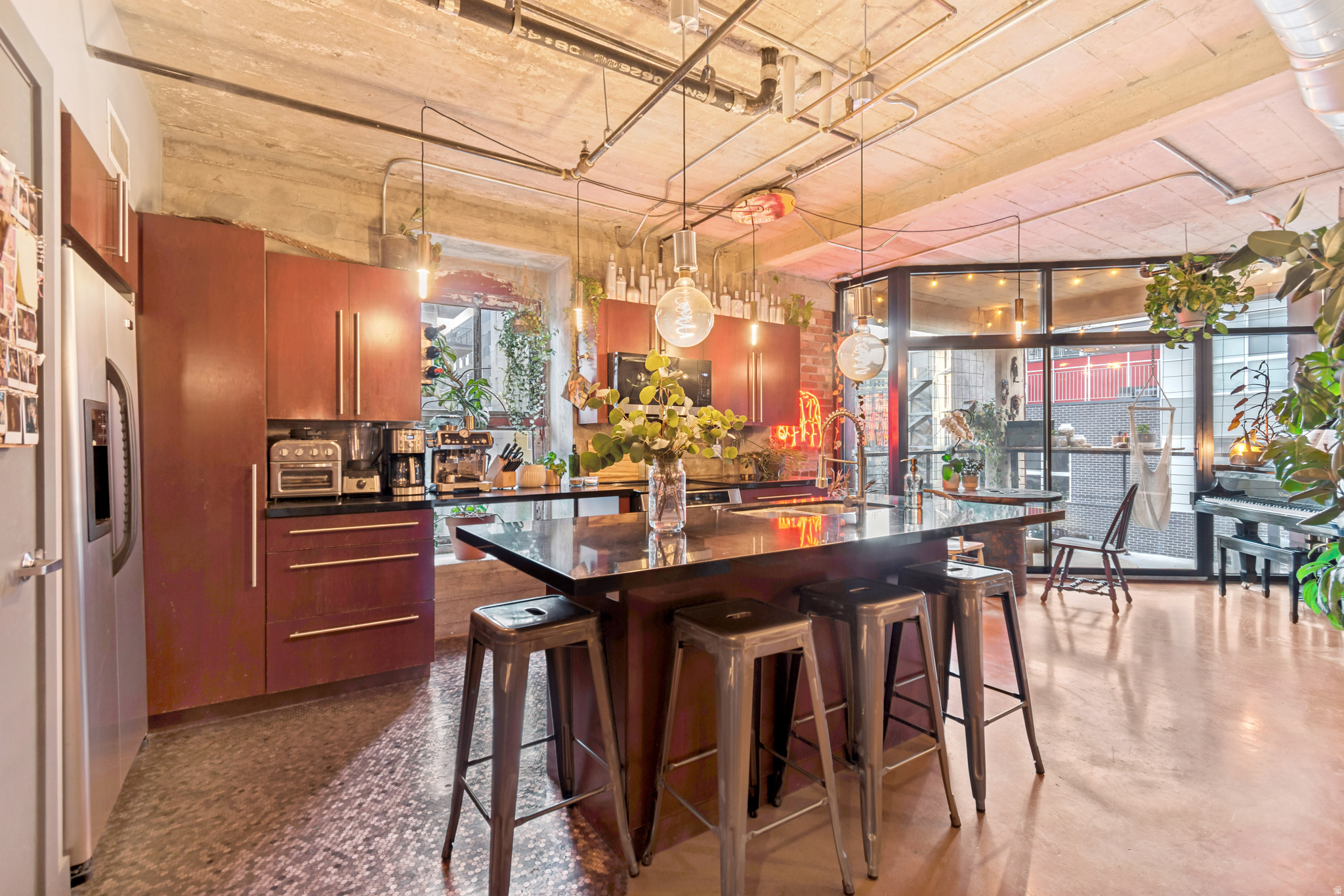 WESTGATE LOFTS - Residential