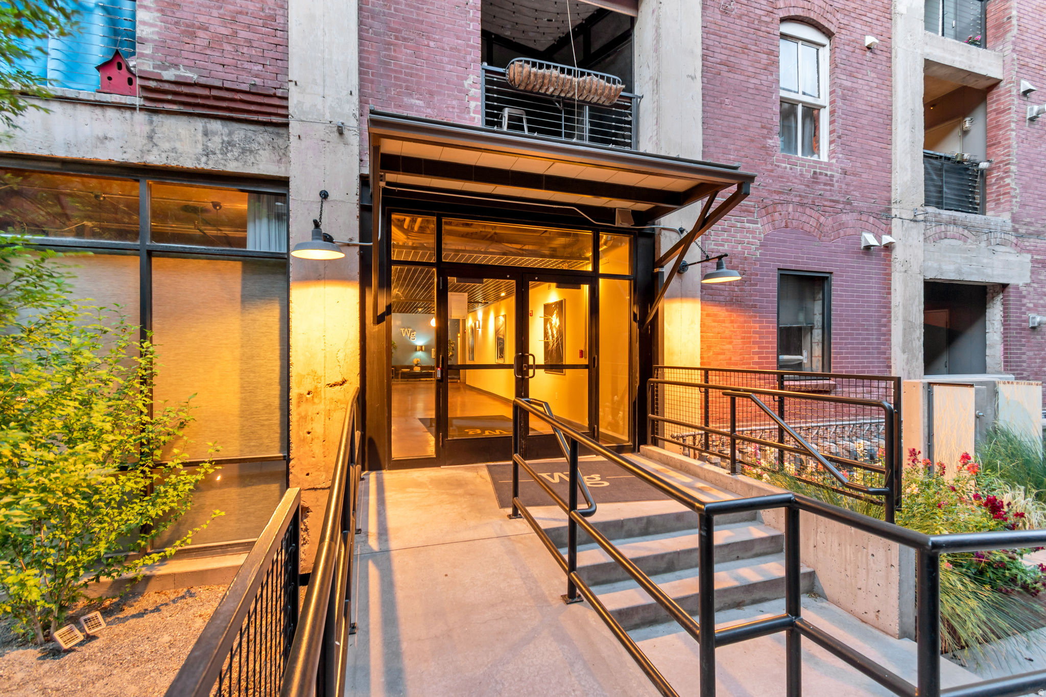 WESTGATE LOFTS - Residential