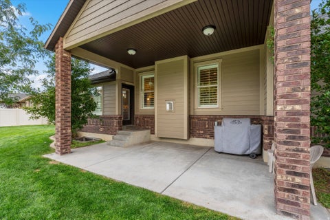 Tiny photo for 873 N 2550 W, Layton, UT 84041 (MLS # 2185995)