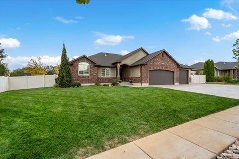 Tiny photo for 873 N 2550 W, Layton, UT 84041 (MLS # 2185995)