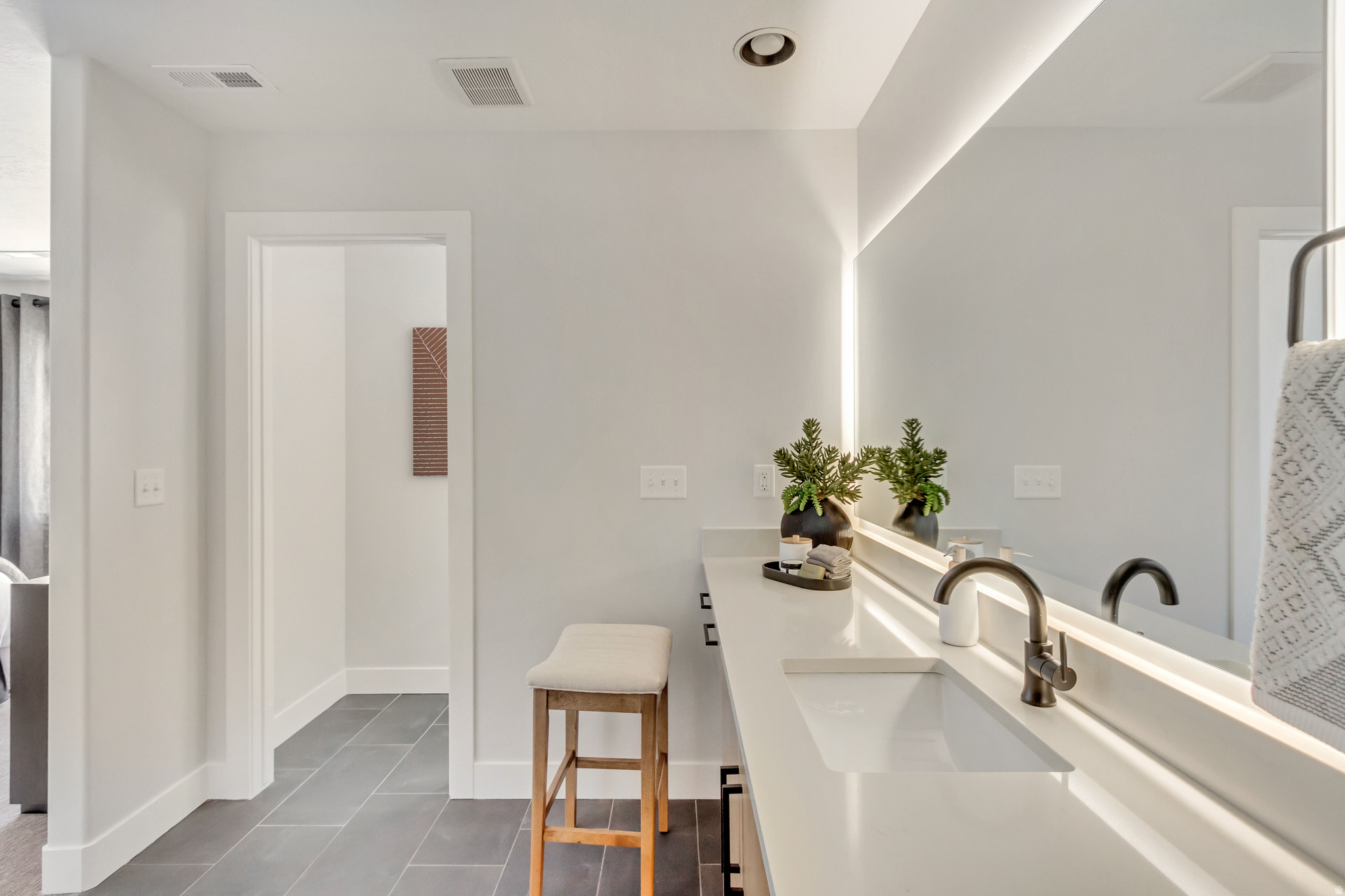 MEADOWBROOK - Residential