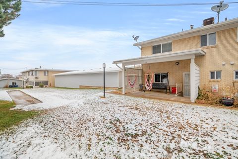 Tiny photo for 2349 W CHATEAU DR, Roy, UT 84067 (MLS # 2127391)