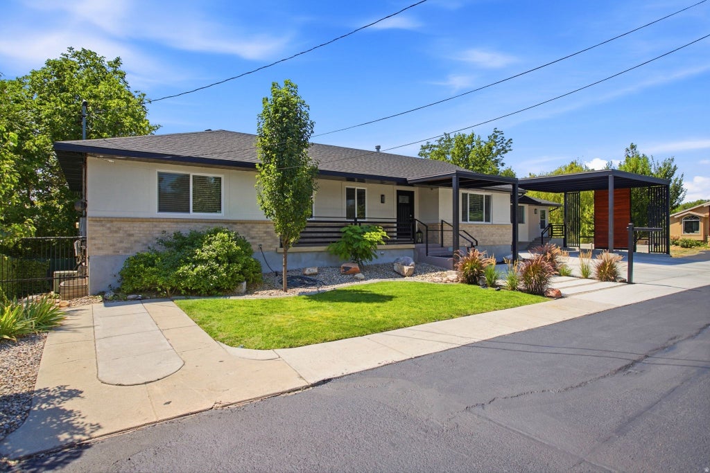 Photo of 4612 S 600 E, Murray, UT 84107 (MLS # 2177516)