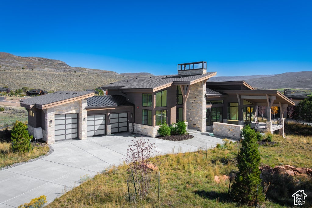 Photo of 3035 E CORRAL PEAK CIR, Heber City, UT 84032 (MLS # 2192393)