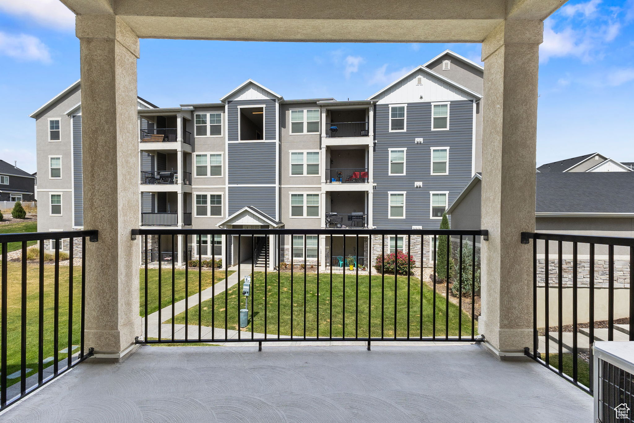 QUAILHILL - Residential