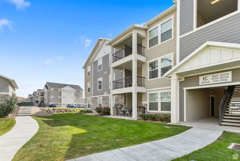 Tiny photo for 1834 W NEWCASTLE LN #201, Saratoga Springs, UT 84045 (MLS # 2110342)