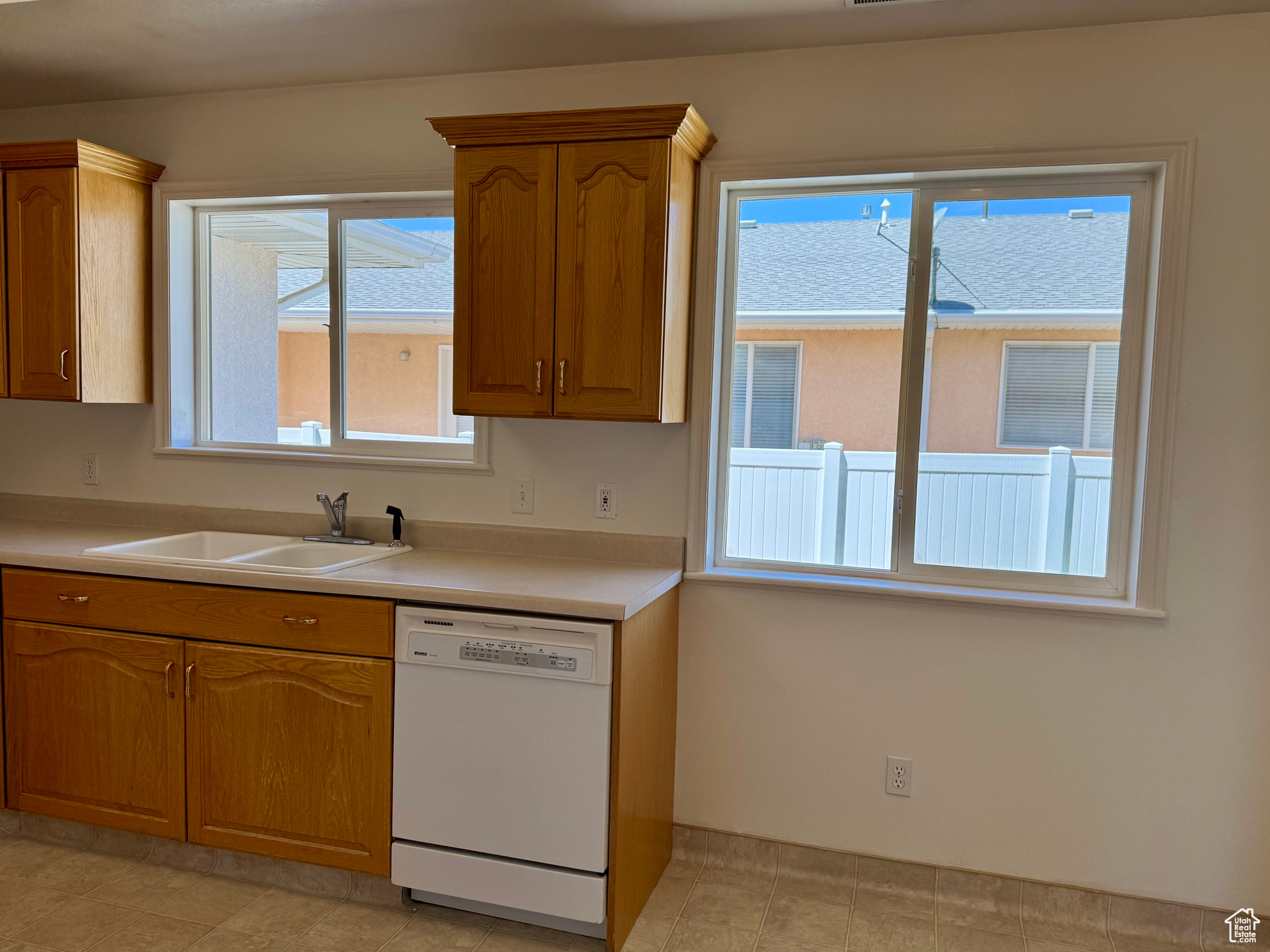 TOPAZ TOWNHOMES - Residential
