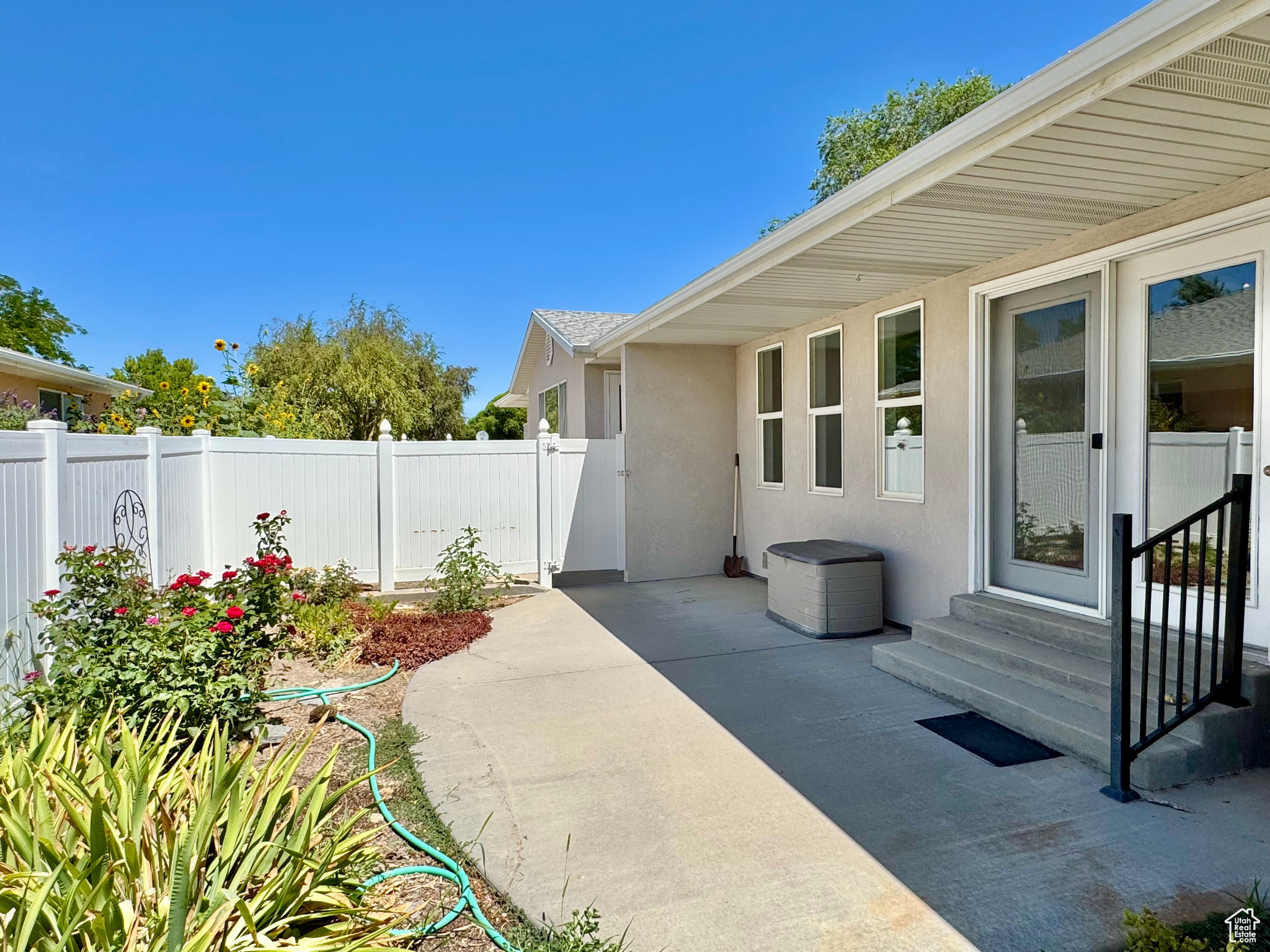 TOPAZ TOWNHOMES - Residential
