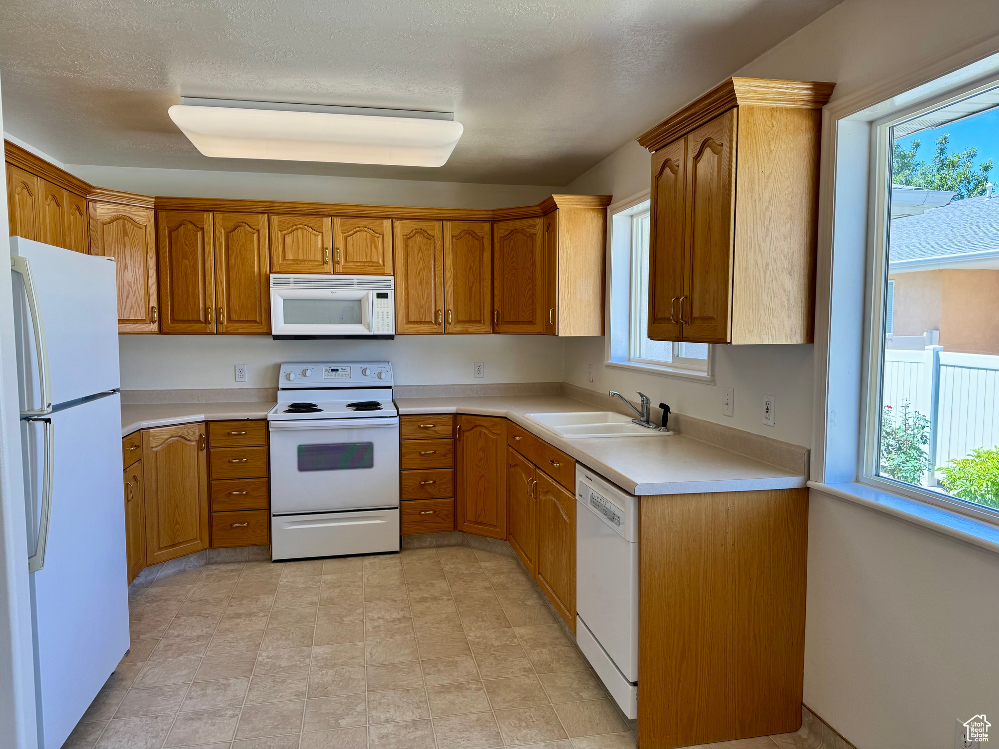 TOPAZ TOWNHOMES - Residential