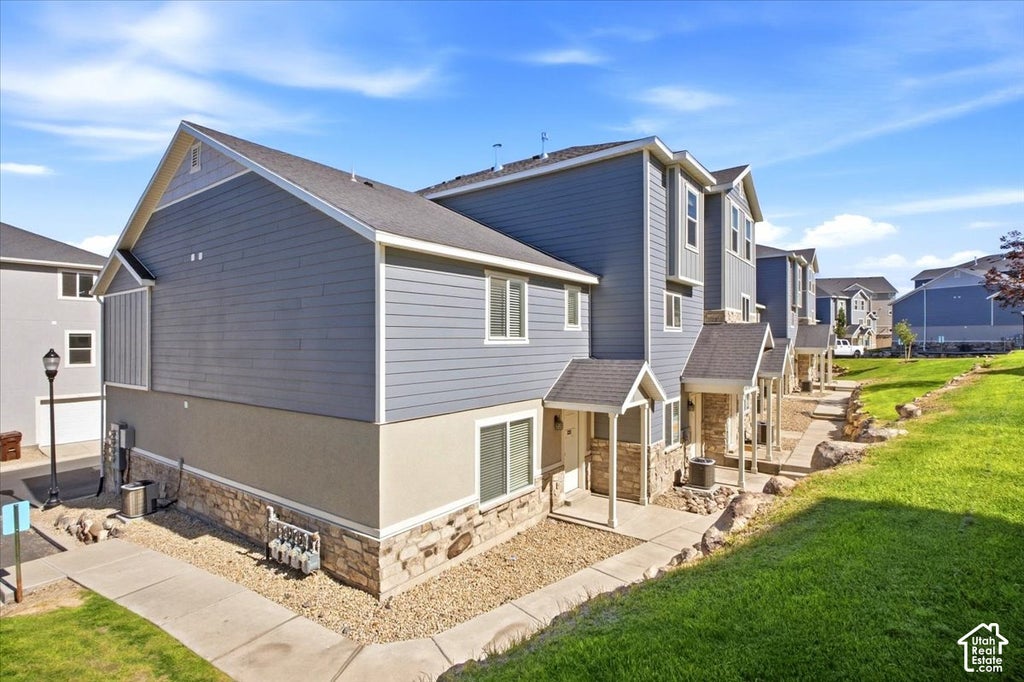 Photo of 14406 S OAKFIELD WAY, Herriman, UT 84096 (MLS # 2187394)
