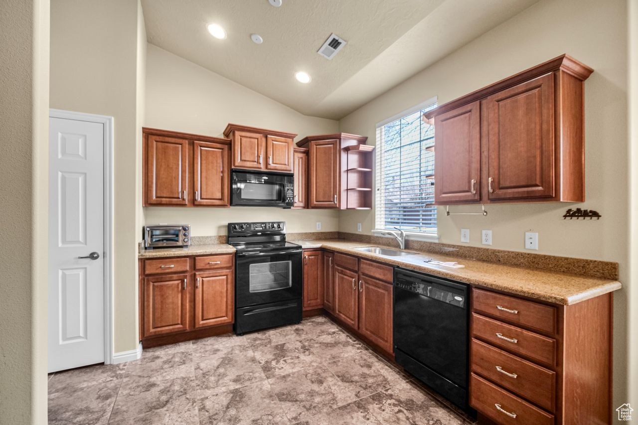 9174 S Jordan Oaks Dr, Sandy, Utah image 8