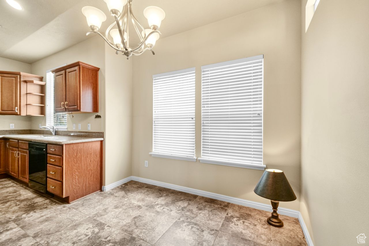 9174 S Jordan Oaks Dr, Sandy, Utah image 10