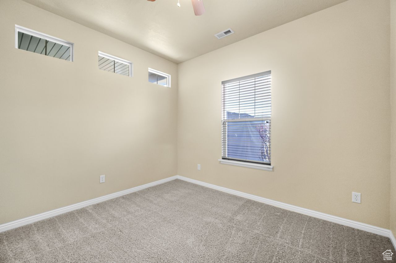 9174 S Jordan Oaks Dr, Sandy, Utah image 13