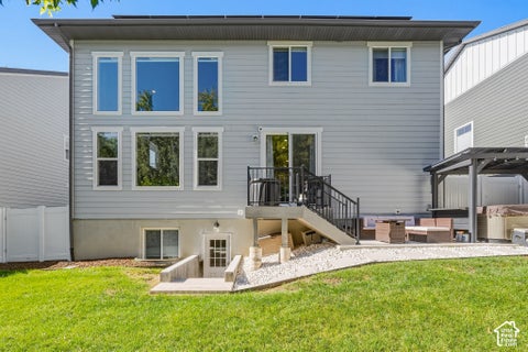 Tiny photo for 1338 E TALBOT DR, Kaysville, UT 84037 (MLS # 2187963)