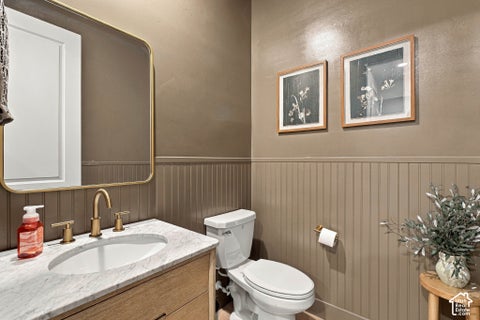 Tiny photo for 1338 E TALBOT DR, Kaysville, UT 84037 (MLS # 2187963)
