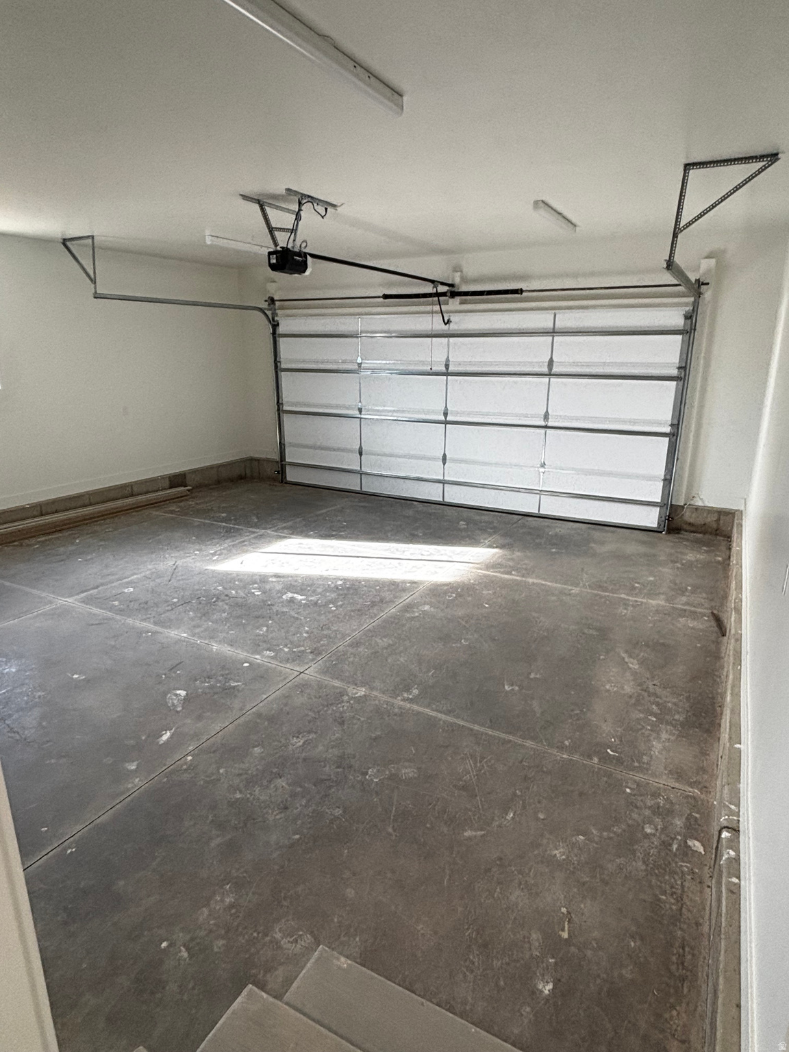 EAST RIDGE - Residential