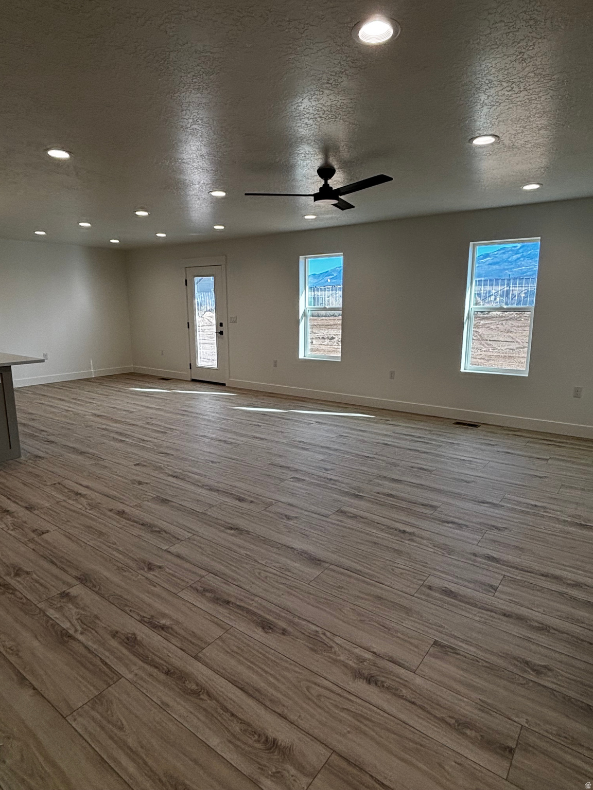 EAST RIDGE - Residential