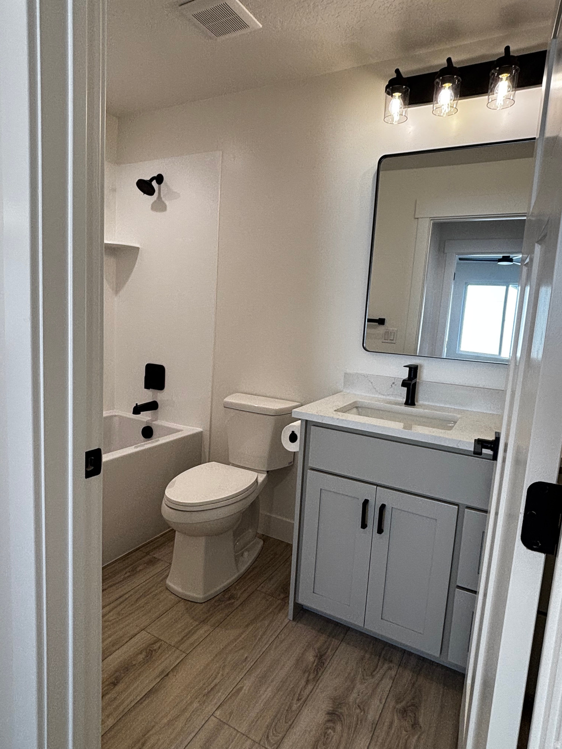 EAST RIDGE - Residential