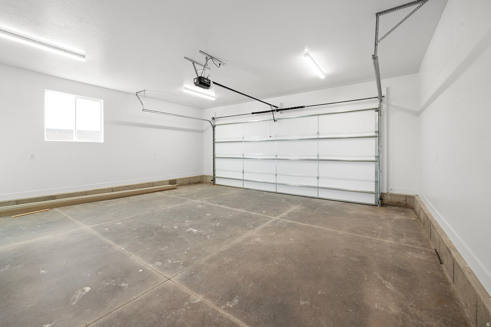 EAST RIDGE - Residential