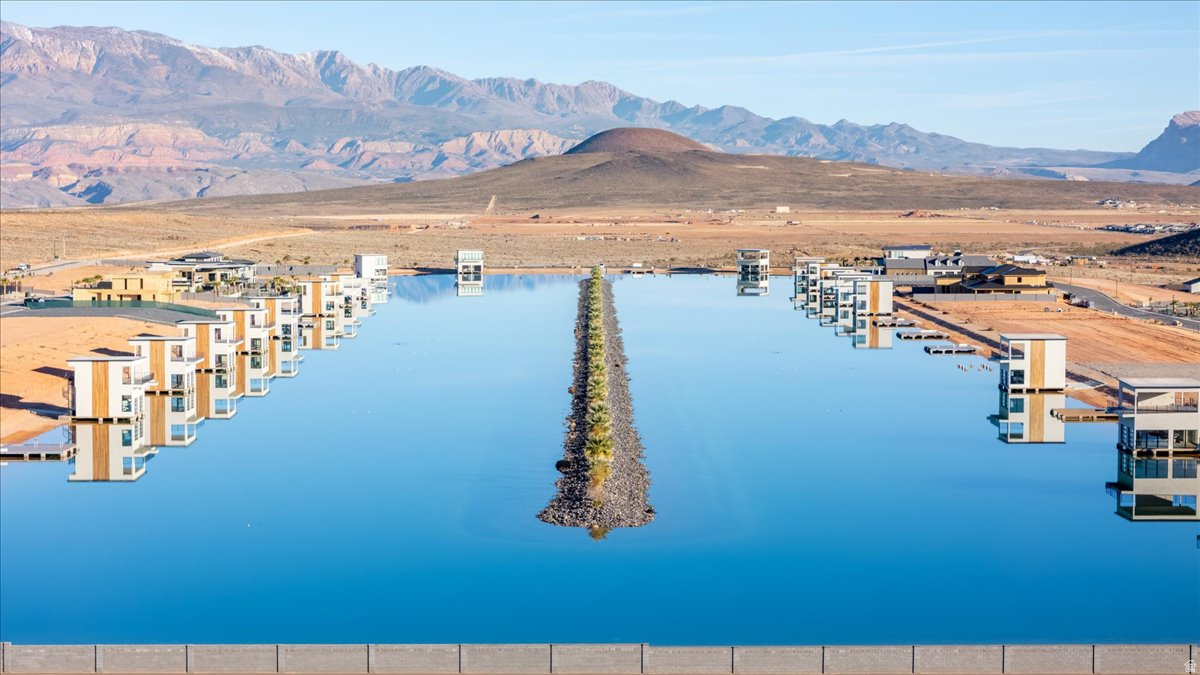 SOUTHERN SHORES - Land