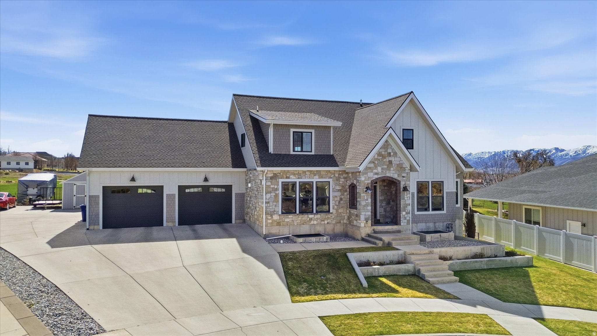 HAMPSHIRE ESTATES - Residential