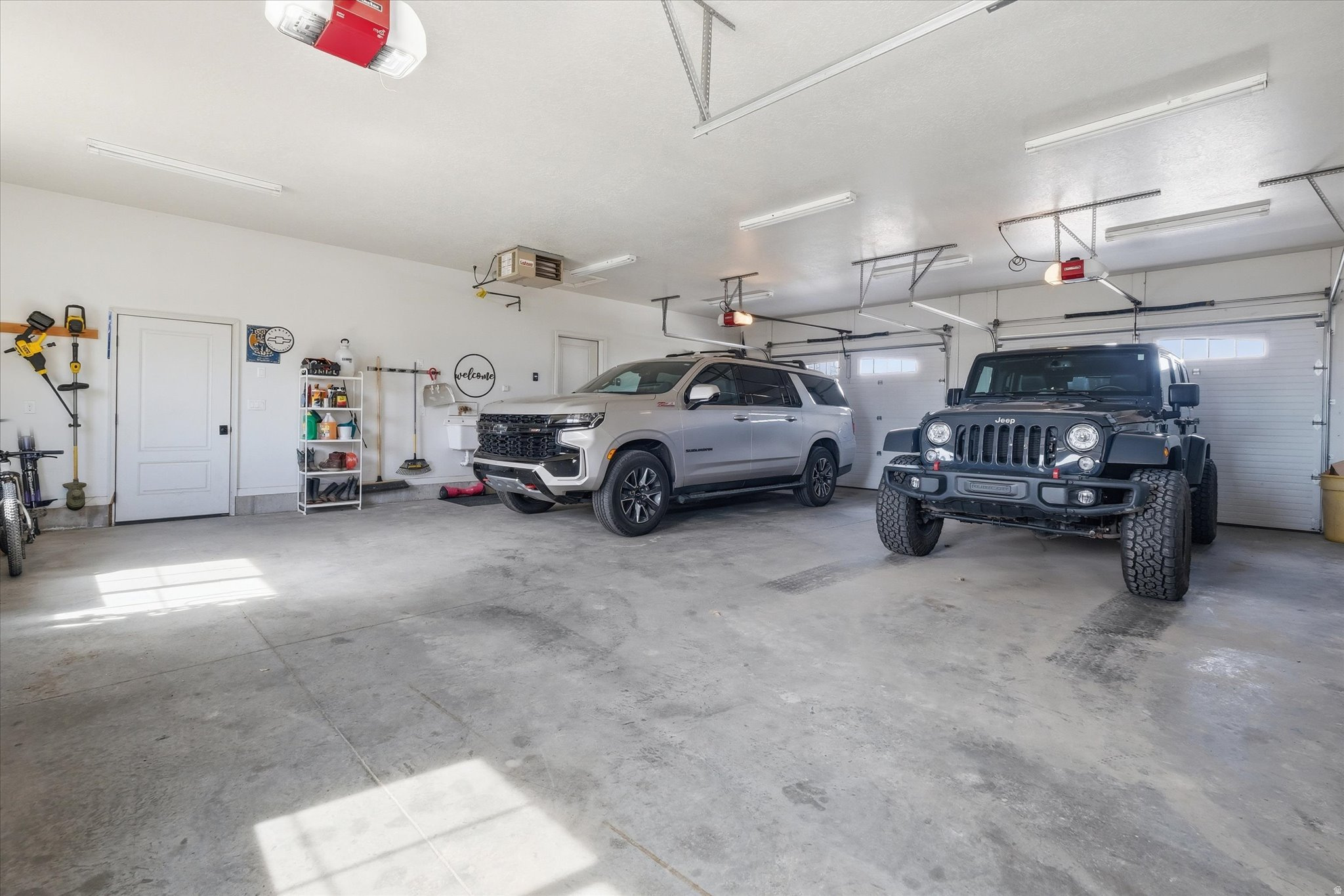 HAMPSHIRE ESTATES - Residential