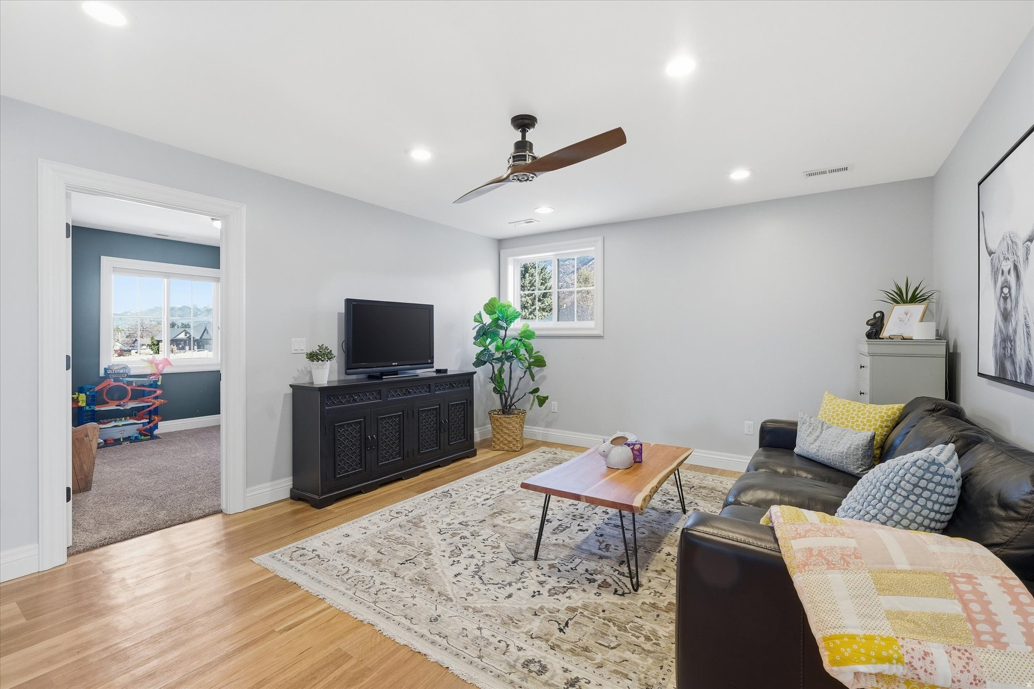 HAMPSHIRE ESTATES - Residential