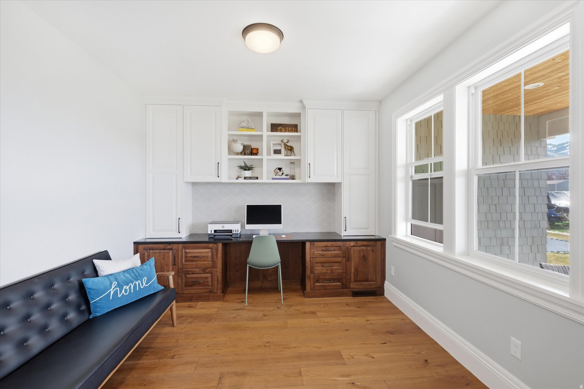 HAMPSHIRE ESTATES - Residential