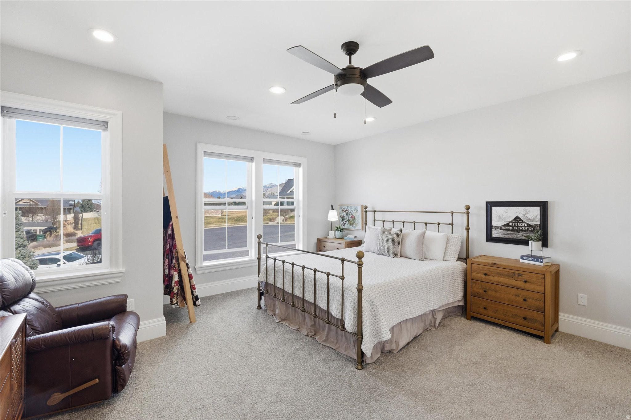 HAMPSHIRE ESTATES - Residential