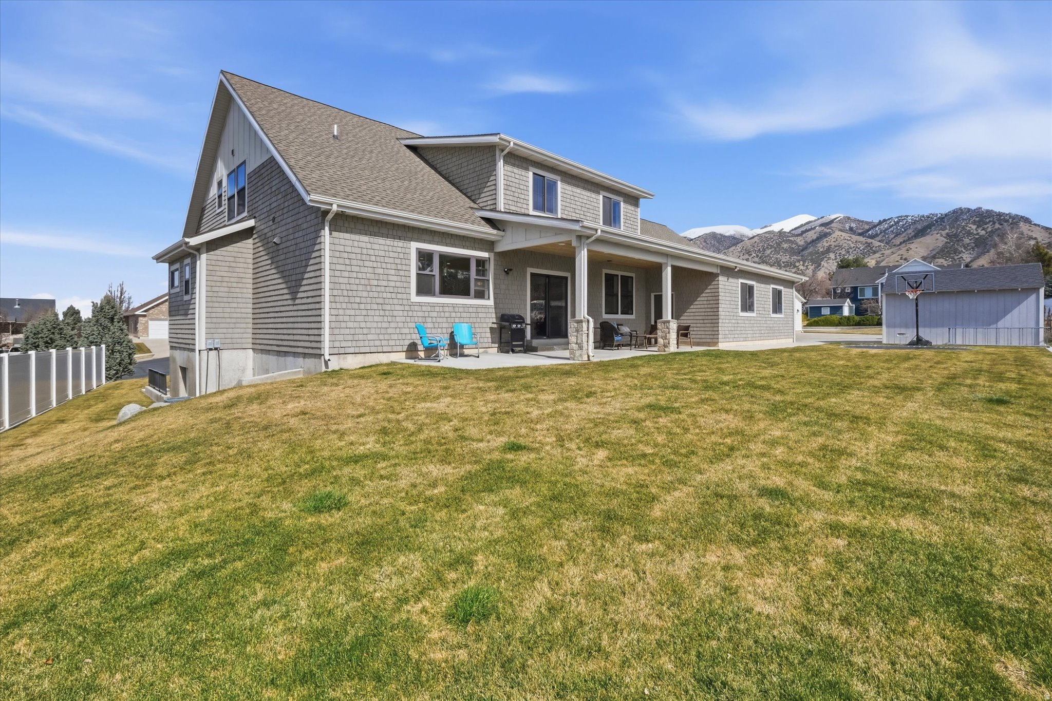 HAMPSHIRE ESTATES - Residential