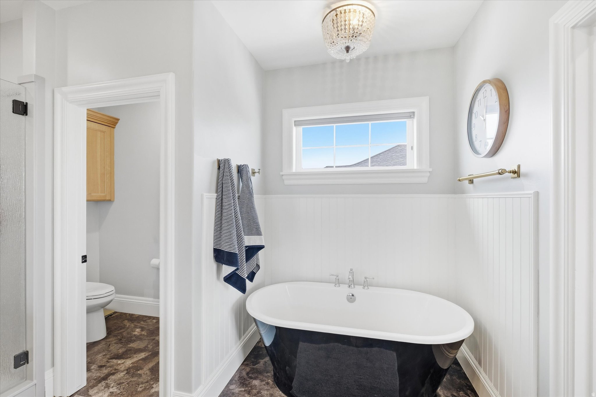 HAMPSHIRE ESTATES - Residential