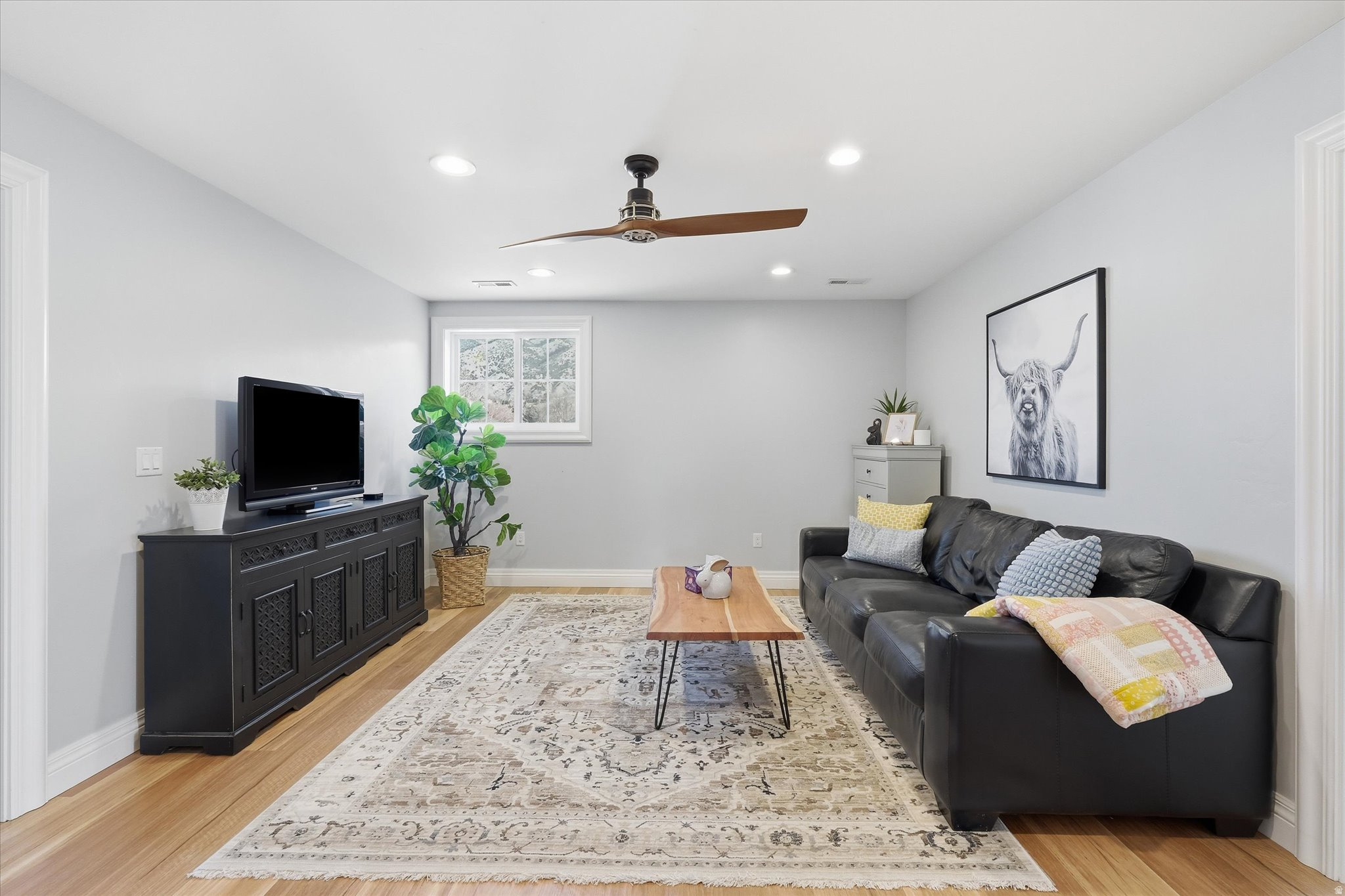 HAMPSHIRE ESTATES - Residential