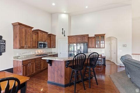Tiny photo for 9121 S HIDDEN PEAK DR W, West Jordan, UT 84088 (MLS # 2117109)