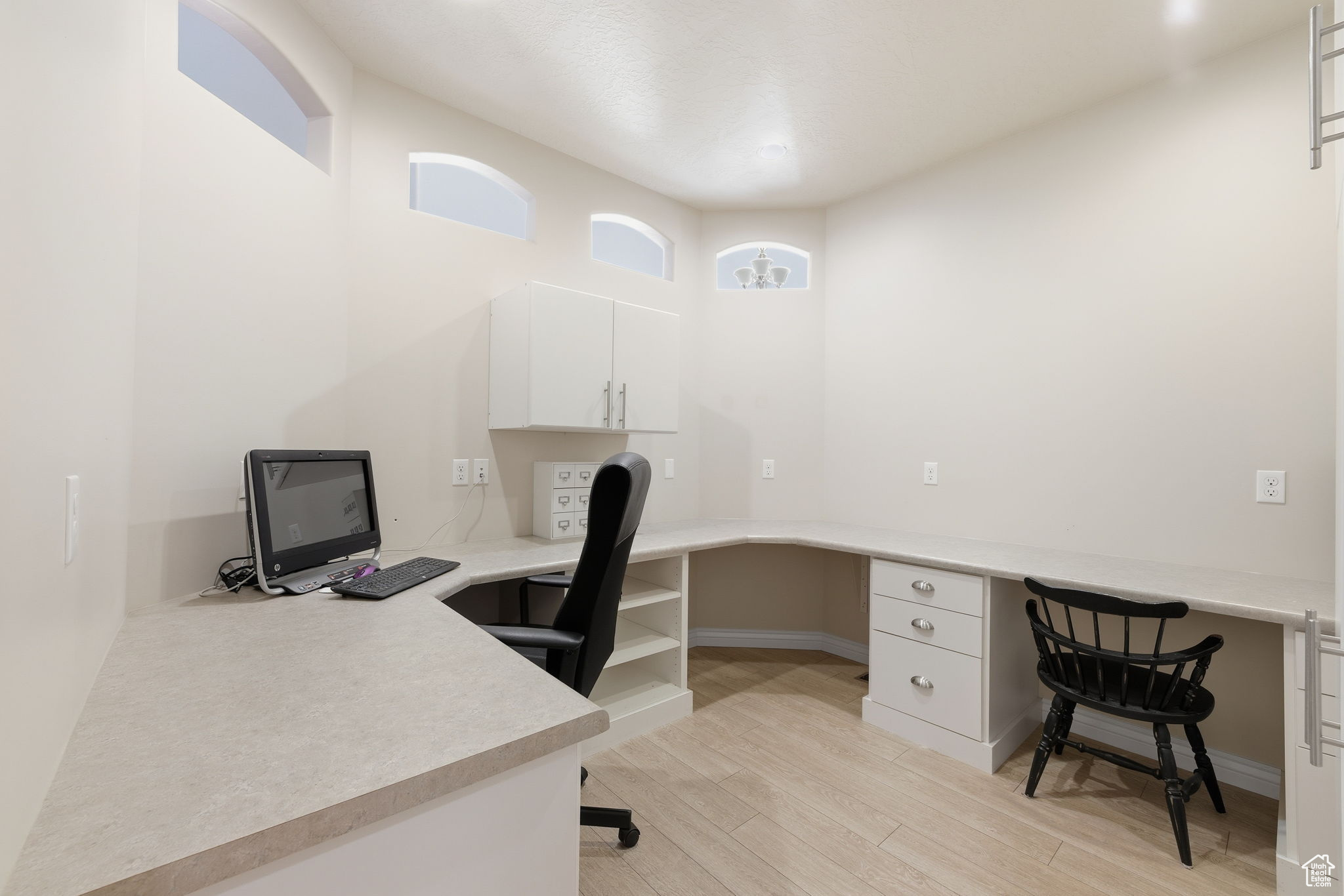 RIVER OAK - Residential