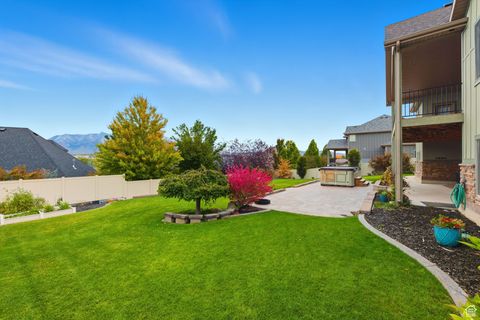 Tiny photo for 9121 S HIDDEN PEAK DR W, West Jordan, UT 84088 (MLS # 2117109)