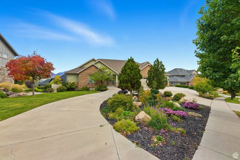 Tiny photo for 9121 S HIDDEN PEAK DR W, West Jordan, UT 84088 (MLS # 2117109)