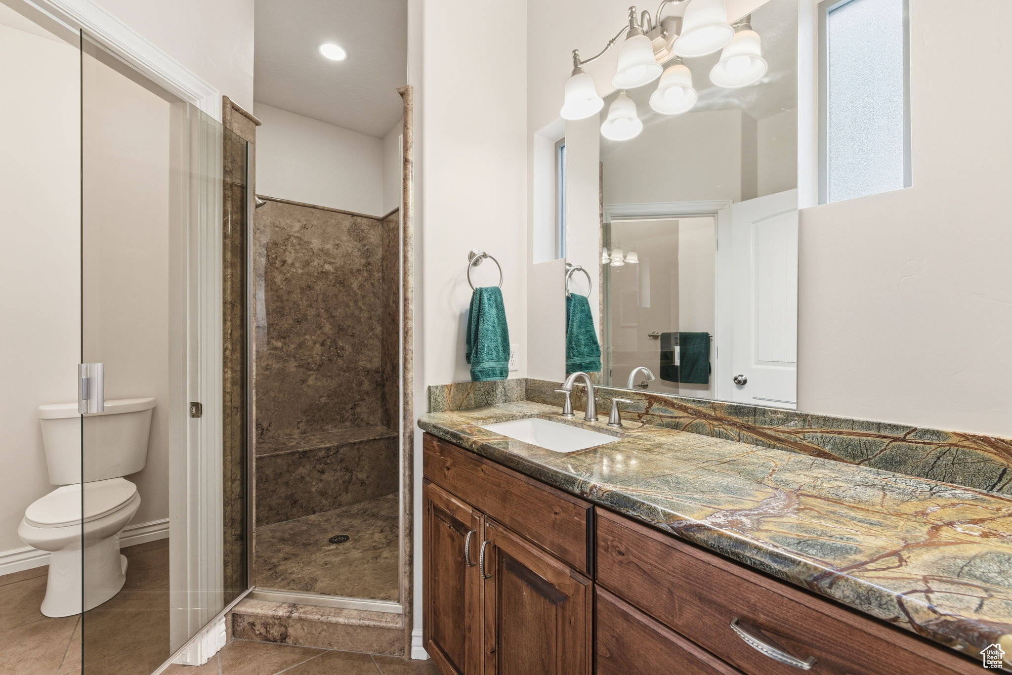 RIVER OAK - Residential