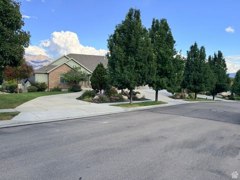 Tiny photo for 9121 S HIDDEN PEAK DR W, West Jordan, UT 84088 (MLS # 2117109)